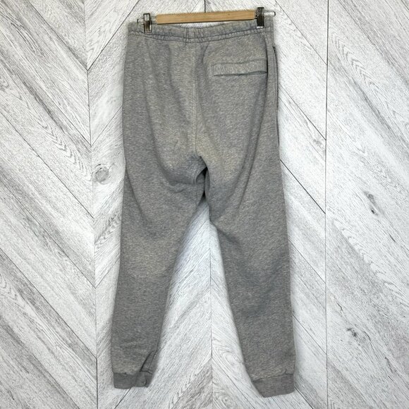 Nike Sweatpants Mens Size Medium Club Fleece Gray Taperd Fit Joggers Pants - Picture 4 of 6
